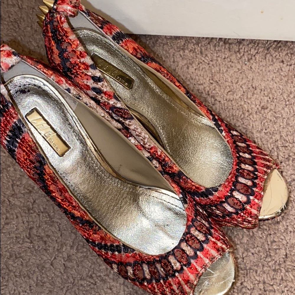 Multi-color Pumps - Picture 4 of 4
